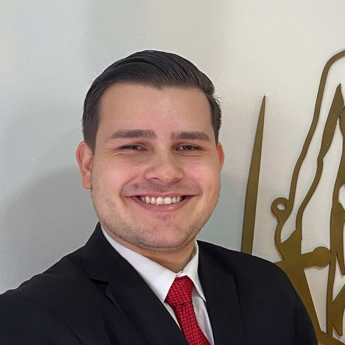 Lucas Santos, Advogado